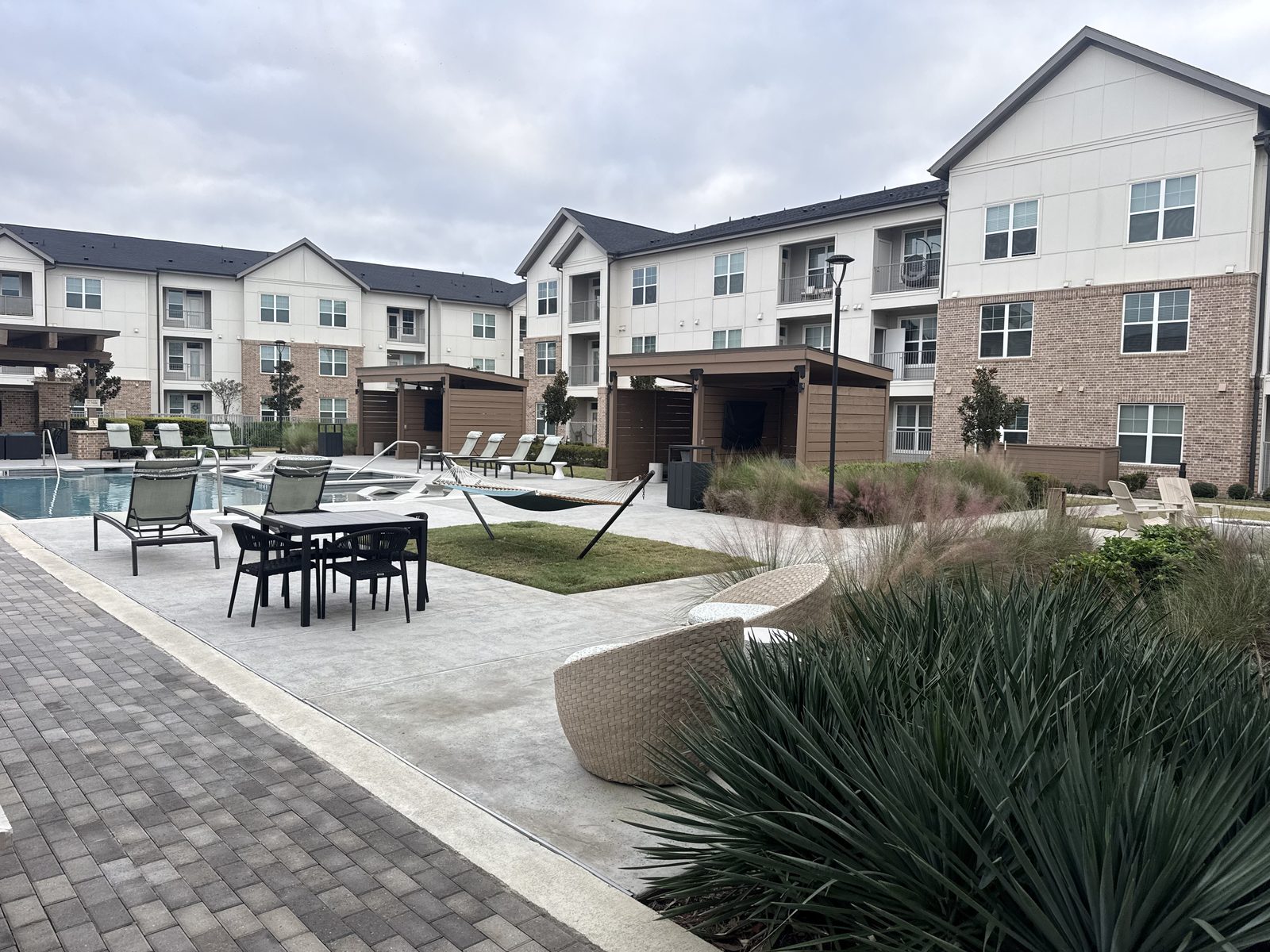 Commercial exterior painting Houston TX